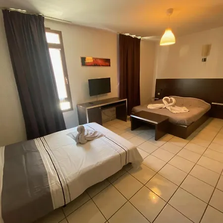 Appartamento Cité Médiévale 250 M *